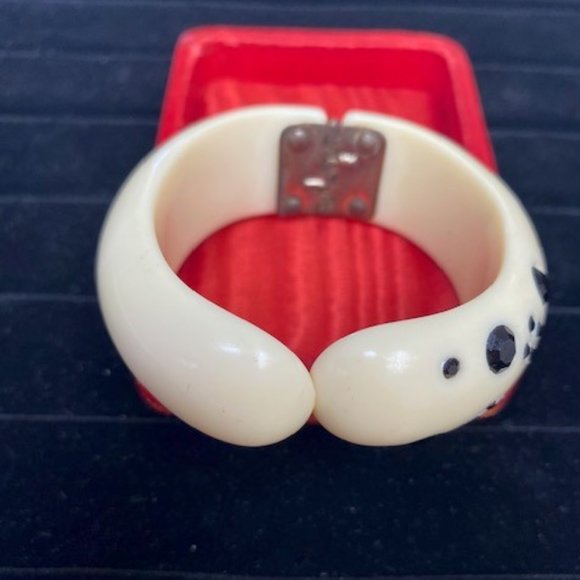 VTG WEISS Rhinestone Thermoset Hinged BRACELET - Picture 7 of 9